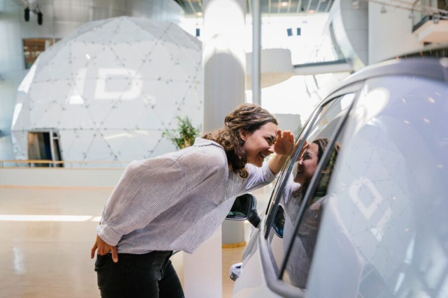 Test Drive Electric Vehicles from the VW brand (ID. model) - What the 45-minute VW ID test drive actually feels like