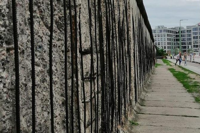 The Berlin Wall / Cold War Berlin (Private 3 Hours Walking Tour) - Where the tour starts: hotel pickup and why it helps