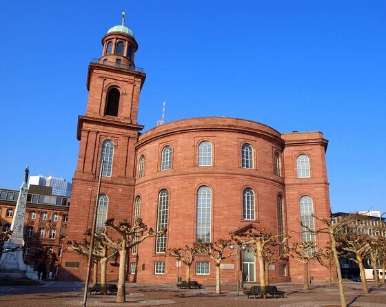 The Tales of Frankfurt's New Old Town: A Self-Guided Audio Tour - Iron Bridge views and the brief Kaisersaal pass