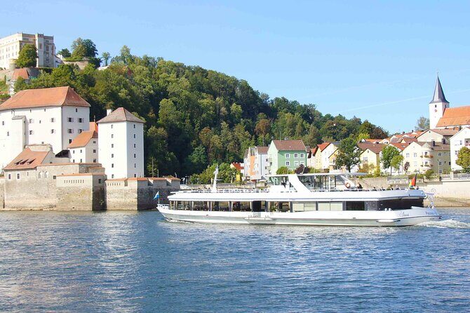 Three Rivers City Tour in Passau - Entering Passau’s Bavarian Venice from Anlegestelle A11