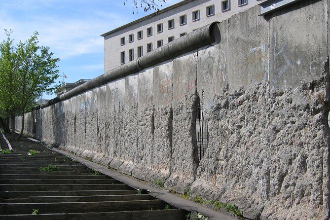 Tours & Sightseeing in English of Berlin, Potsdam and Sachsenhausen - Sachsenhausen: a focused history visit with time to breathe