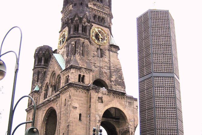 Tours & Sightseeing in English of Berlin, Potsdam and Sachsenhausen - The Berlin street-level stop: hearing Kennedy, Reagan, and Hitler where they spoke