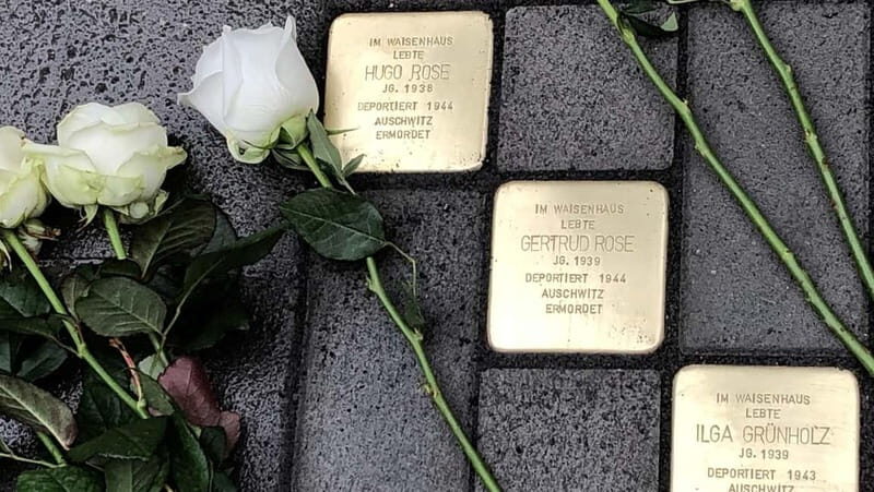 Traces of World War II and Nazism in Cologne - Private tour - Cologne after the bombings: why this walk hits differently
