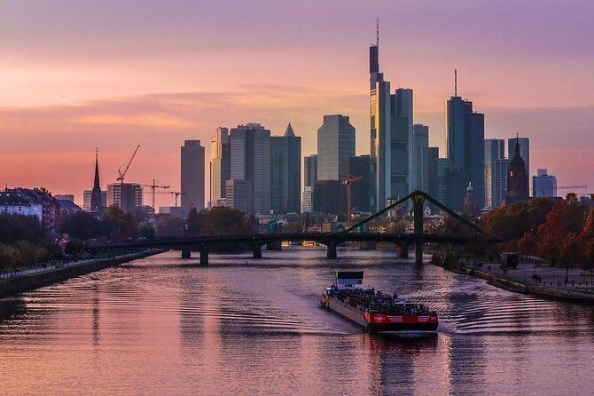 Transfer Frankfurt City Center to Frankfurt am Main Airport (FRA) - Private Door-to-Airport Transfer in Frankfurt: Why It Feels Worth It