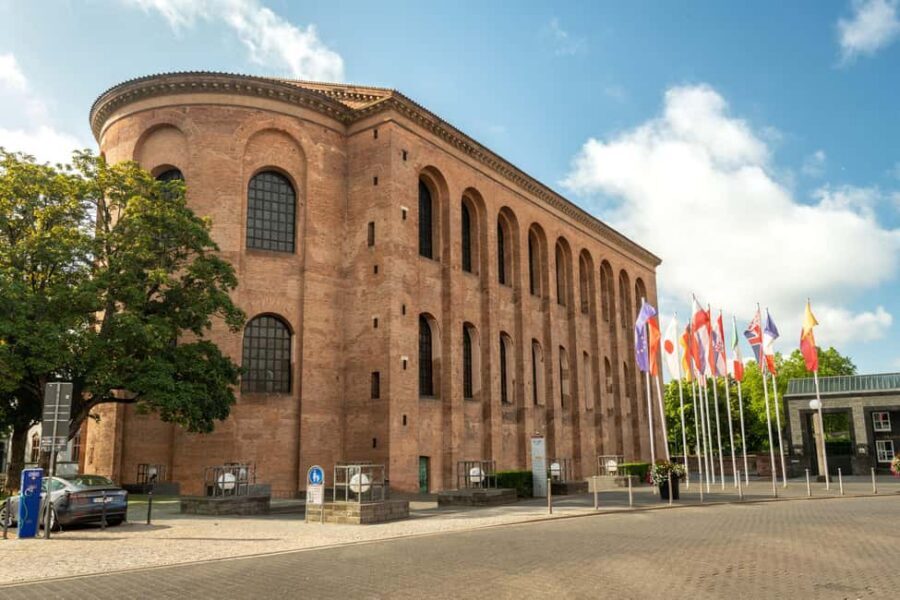 Trier: City Walking Tour - Meet at Trier Tourist Information: how this official tour works