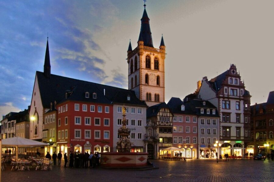 Trier: Private Guided Walking Tour - Entering the Historic Core at Porta Nigra (the Black Gate)