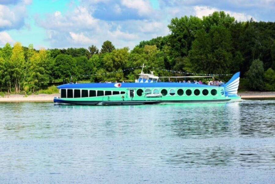 typical Cologne evening cruise on board of Moby Dick in Bonn - The buffet on board: more than just a snack