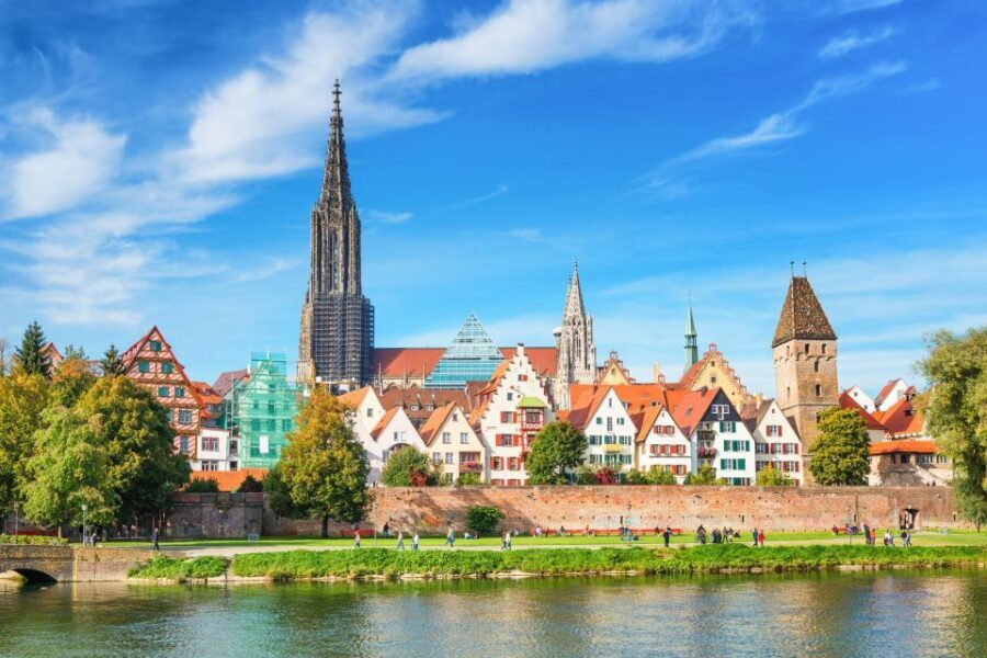 Ulm: Scavenger Hunt Self-Guided Walking Tour - Berblinger Tower, crooked butcher’s tower, and the old fishing district vibe