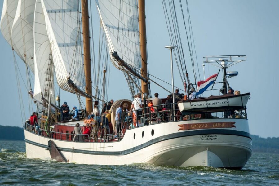 Usedom: Sailing tour on exclusive tall ship Thursday - Out on the Achterwasser: how the 2.5 hours actually play