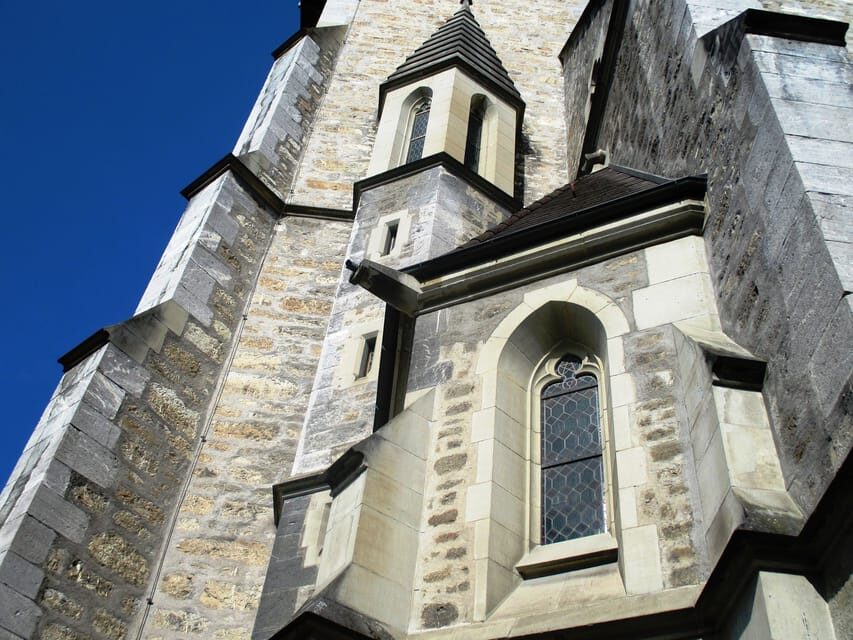 Vaduz: Surprise Walk of the city with a local - What to bring and how to prep for a comfortable walk