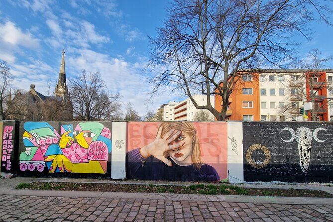 Walking on the Wall: 3-Hour Tour in Berlin - Stop 1: Liesenbrücken and why an abandoned bridge hits so hard
