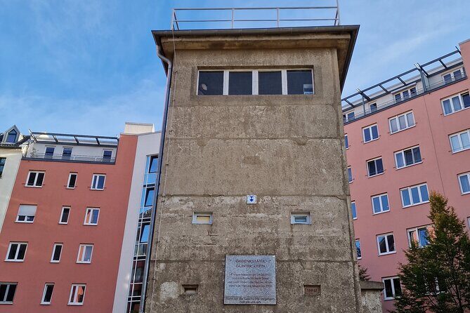 Walking on the Wall: 3-Hour Tour in Berlin - Stop 4: Rabbit Field in the former death strip (where theory becomes uncomfortable)