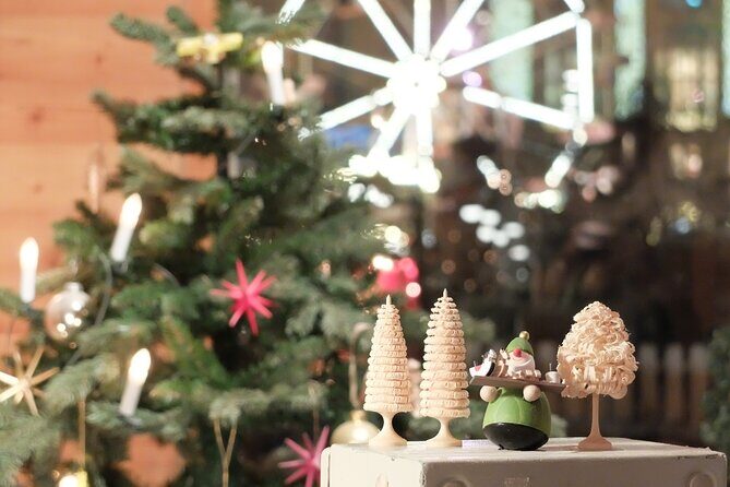 Walking Tour of Historic Dresden with a Christmas Touch. Small group tour. - Royal Sites From the Outside: Opera, Royal Cathedral, and Old Masters Gallery