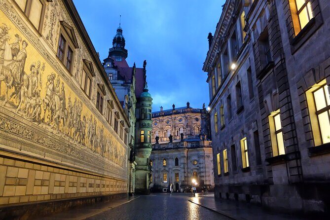 Walking Tour of Historic Dresden with a Christmas Touch. Small group tour. - Zwinger First: What This Area Teaches About Dresden’s Recovery