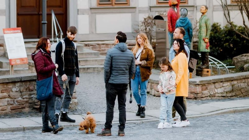 Wernigerode: Daily city tour "1000 steps around the town hall" - 10:30 daily departure and 1 hour: a tight plan that works