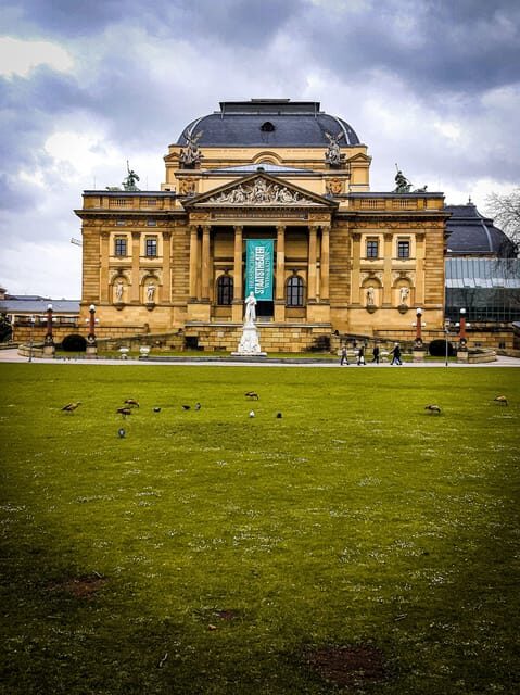 Wiesbaden: Express Walk with a Local - How local tips turn sightseeing into a real evening plan