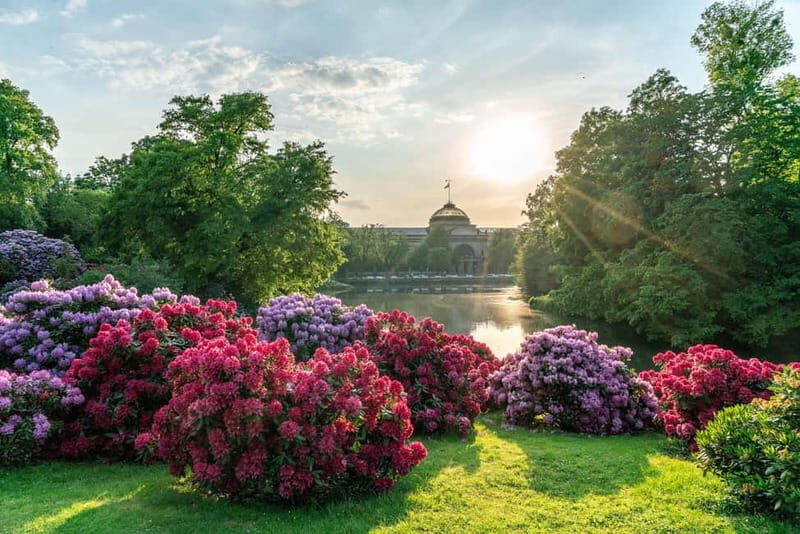 Wiesbaden: Naturally Wiesbaden - public tour - Nizza Plätzchen and the Kurhaus Weiher: small stops that set the mood
