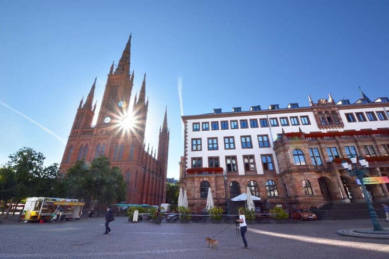 Wiesbaden: Schnuppertour - public tour - Wilhelmstraße to Marktkirche/Schlossplatz: where the city starts to make sense