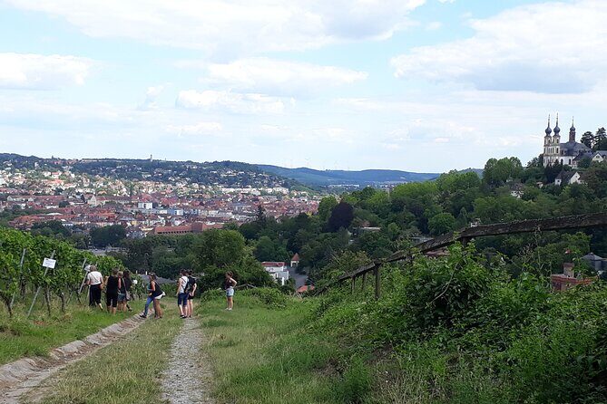Wine rally in Würzburg with tasting - Carrying rubber boots to the finish: hands-on, slightly chaotic, in a good way