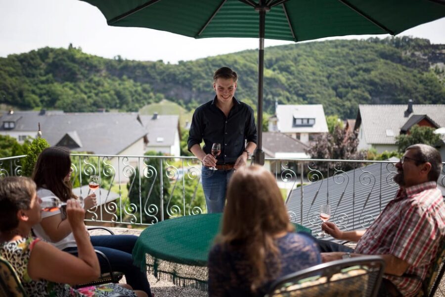 Winetasting with tour through the winery - Wheelchair Access: Good to Know Up Front