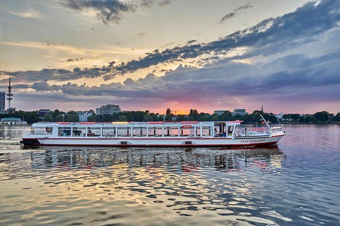 Winter Alster tour - Why the Winter Alster Steamer Feels Worth Your Time