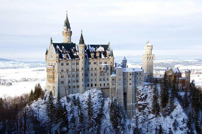 Winter Tour to Neuschwanstein Castle from Munich - Munich Morning to the Highway: Why the Coach Part Is Worth Paying For