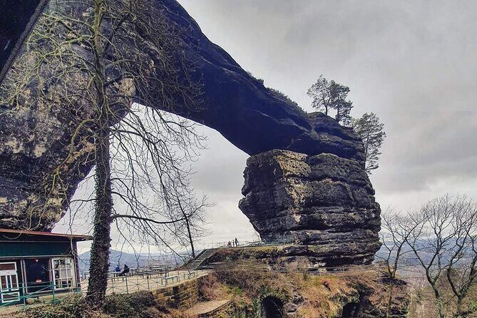 Winterland Tour to Bohemian and Saxon Switzerland from Dresden - Lunch at a local Czech restaurant: the best kind of warm-up