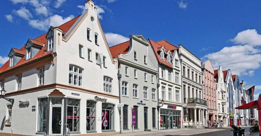 Wismar Private Guided Walking Tour - Slavic roots and Hanseatic power: reading the city’s early blueprint