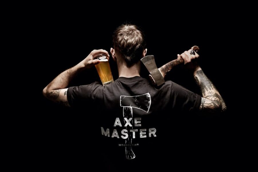 WOODCUTTER - AXE THROWING & BAR EXPERIENCE IN FRANKFURT - Key Things You’ll Notice Right Away