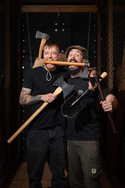 WOODCUTTER - AXE THROWING & BAR EXPERIENCE IN FRANKFURT - The Games, Trick Shot, and Friendly Tournament Side of It