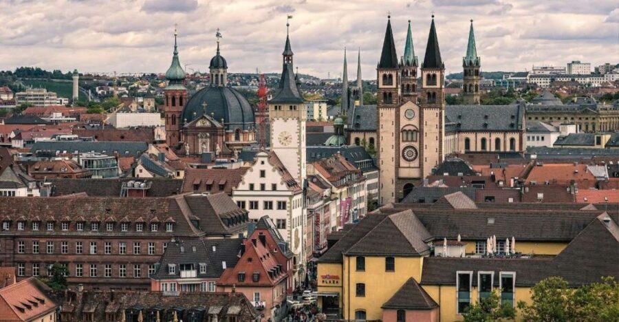 Würzburg: Private Walking Tour With Professional Guide - Key highlights to watch for