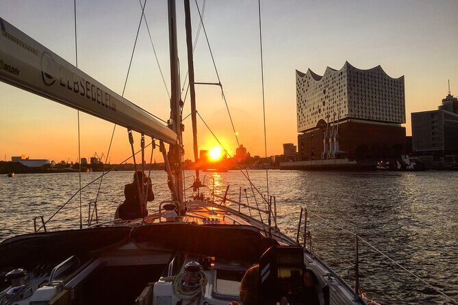 Yacht Sailing After Work Tour of Hamburg Harbor - The “after work” appeal: why this harbor sail works so well