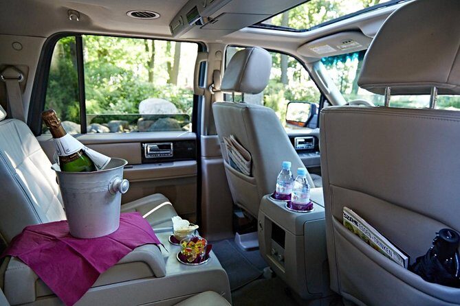 Your private 3-hour Hamburg driving tour with a former policeman - Pickup and timing: how the 3-hour loop plays out